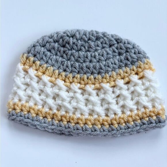 Set of 3 Crochet Baby Hats 0-3 Yellow Grey White - Picture 4 of 5